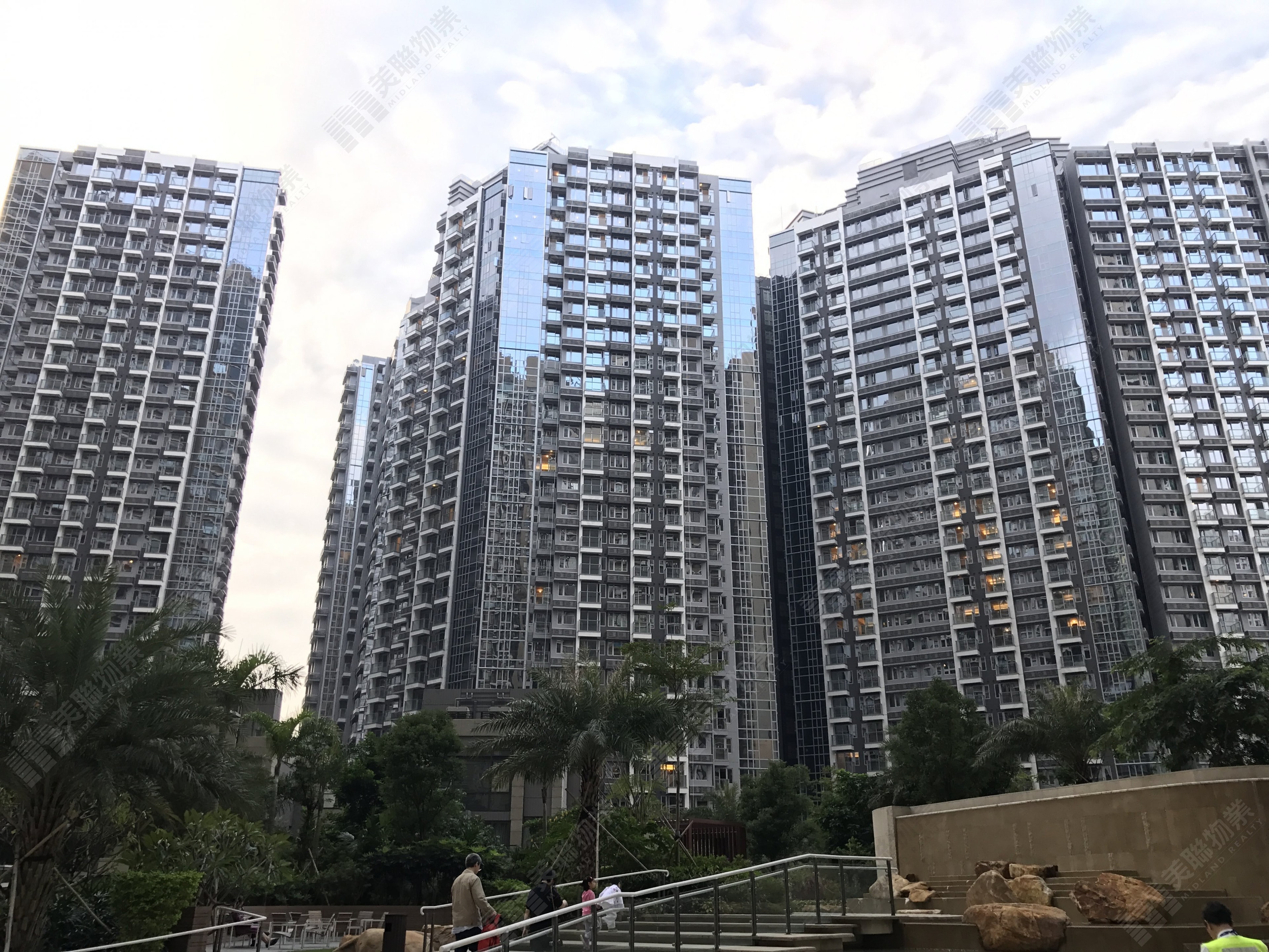 Century Link Phase 1 Block 6B Low Floor Unit 6