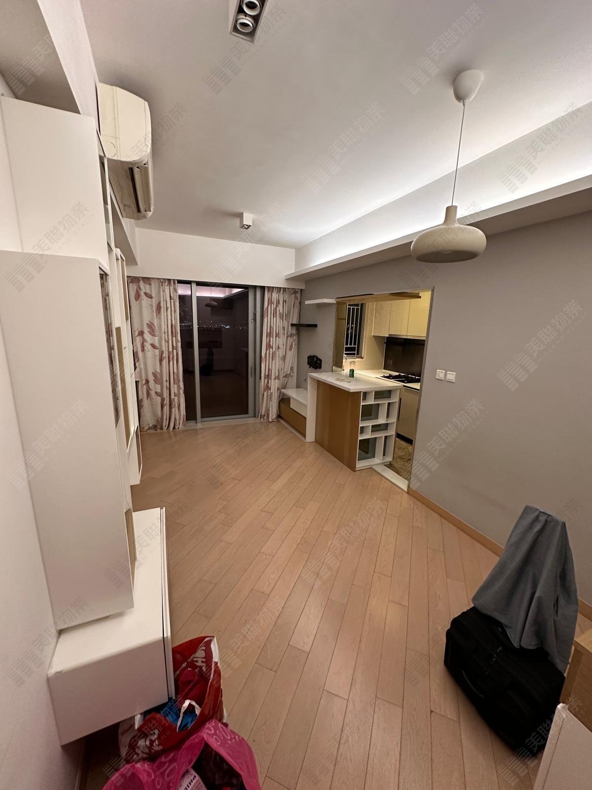 Century Link Phase 2 Block 1B Mid Floor Unit 02